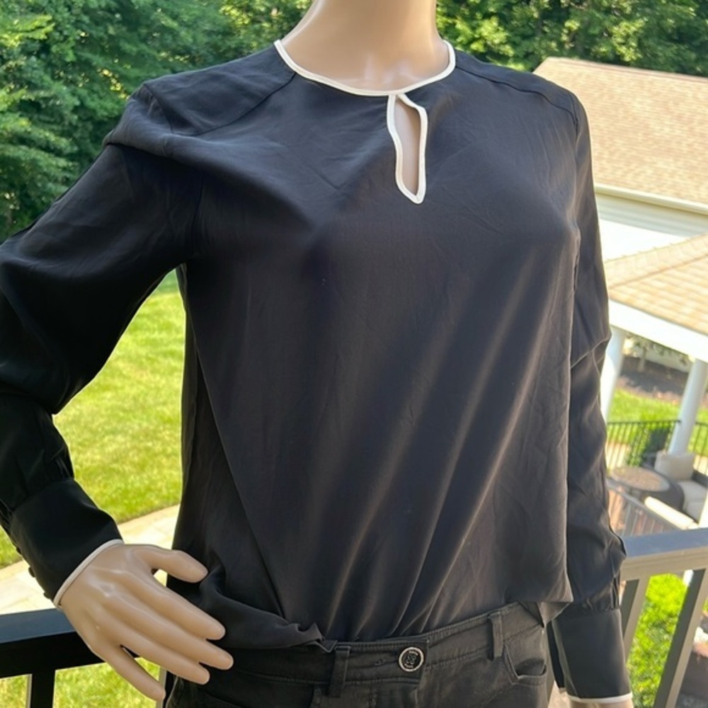 Scoop NYC black 100% silk long sleeve top with ivory trim